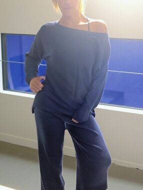 LN, Women's Ribbed Knit Soft Wide Leggings and Off Shoulder Top Set. Navy Blue.